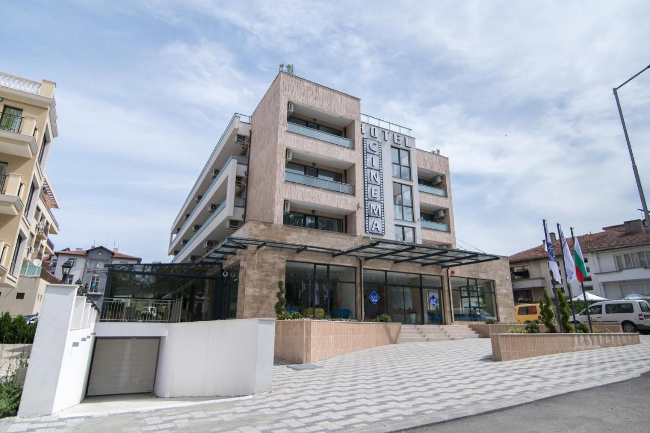 Cinema Hotel Primorsko Extérieur photo